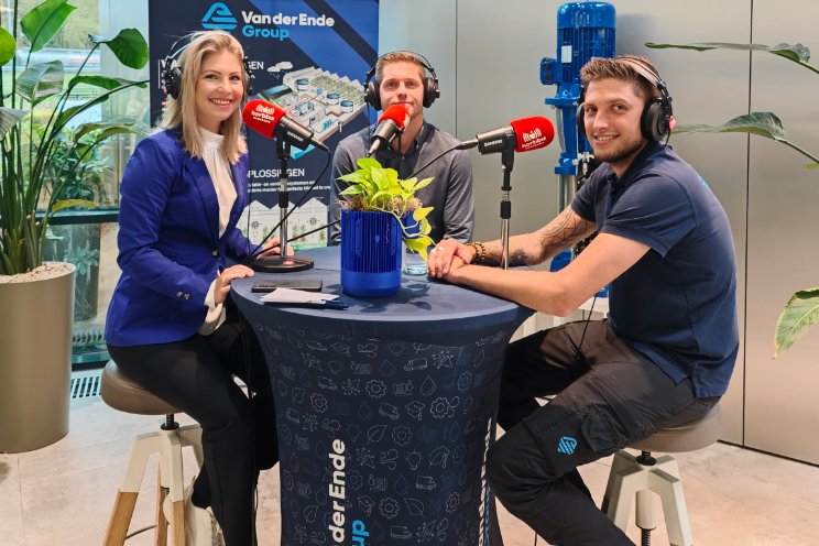 Van der Ende Group: Micha�l en Bowie